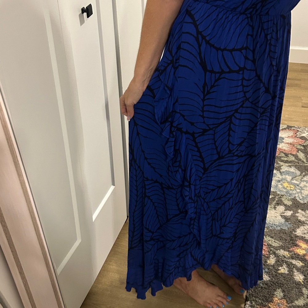 Apt. 9 Cobalt Blue Maxi Dress with Black Palm Leaf Design |Size PSmall - Picture 8 of 12